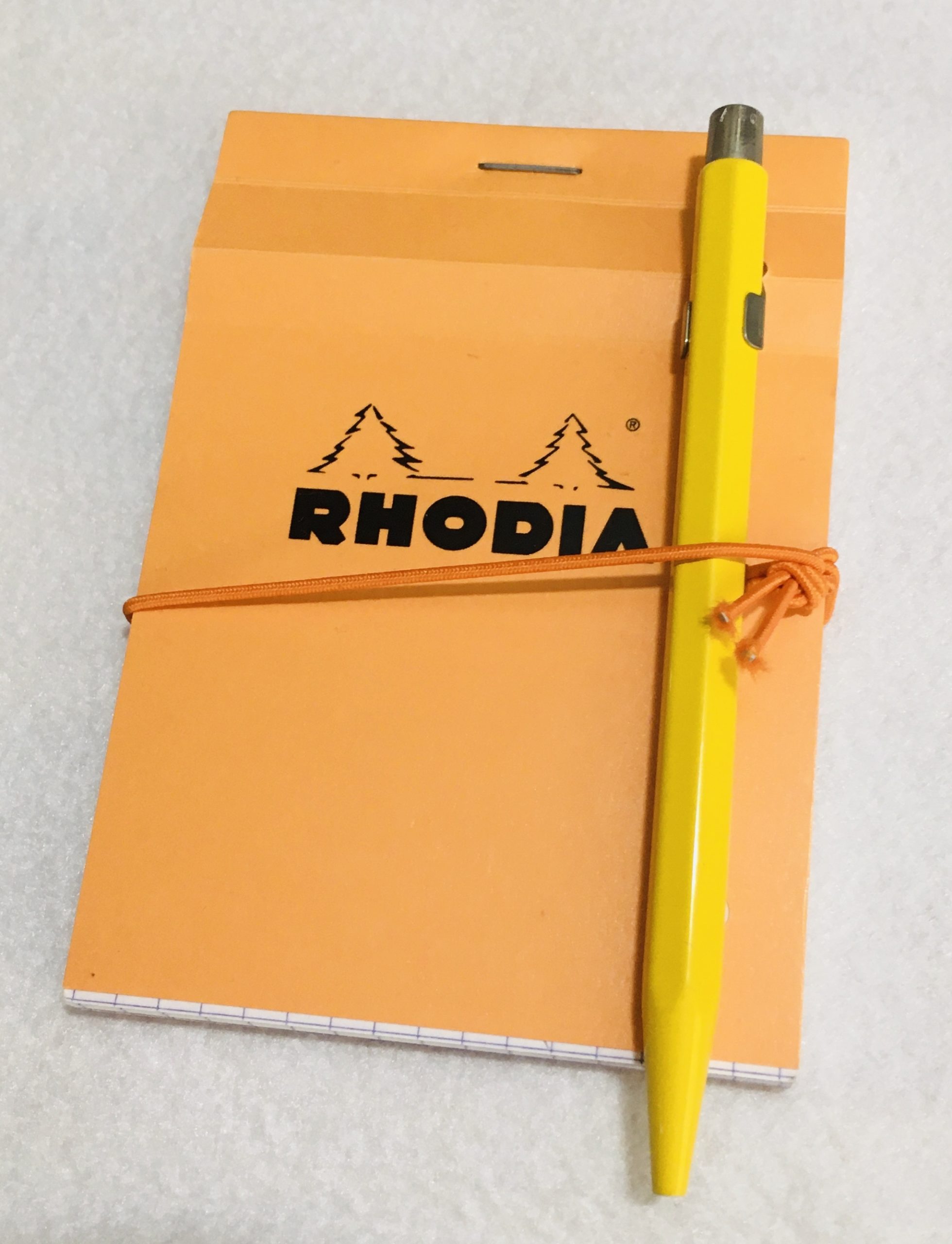 RHODIA】ブロックロディアにペンホルダーを作るいちばんシンプルな方法